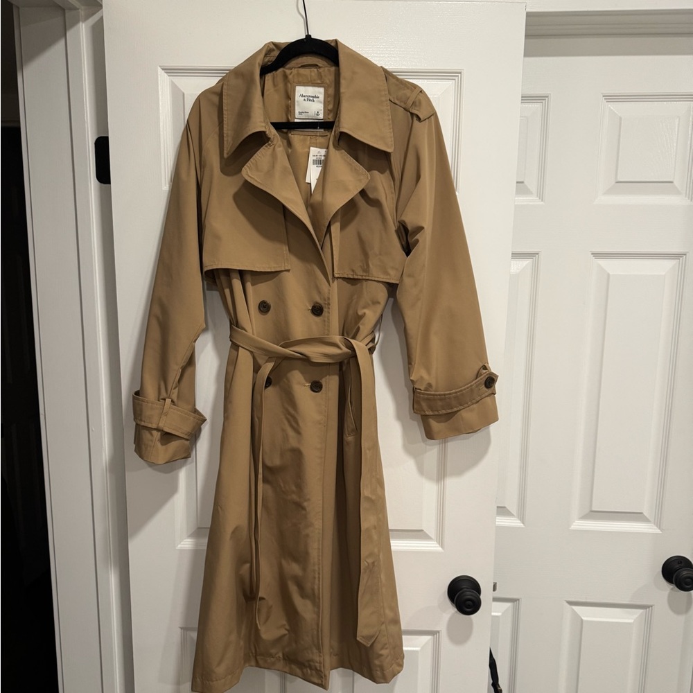 Abercrombie & Fitch trench coat